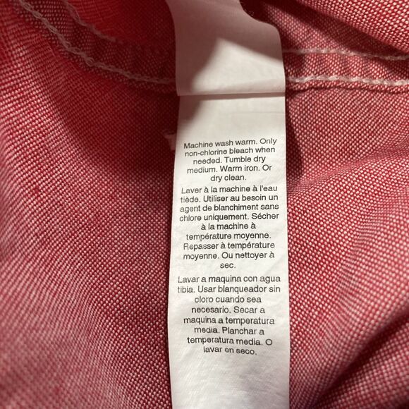 GAP Casual Button Down Shirt (Men’s Size M) • Red/White (Dark Pink Look) • EUC - Picture 4 of 6